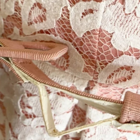 Review Pink and White Lace Dress With Belt Knee Length Fit and Flare Size 12 - Picture 4 of 7